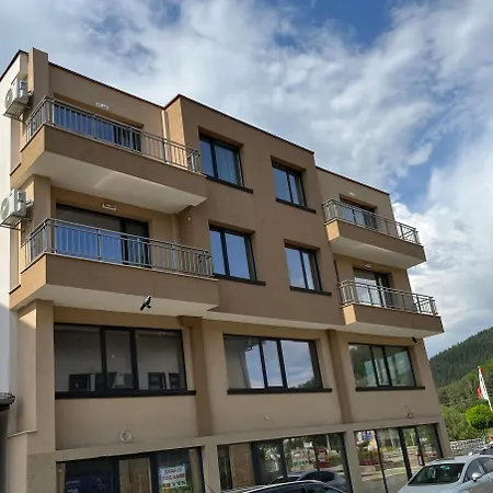 за гости “ана” Apartment Kirkovo (Kardzhali)